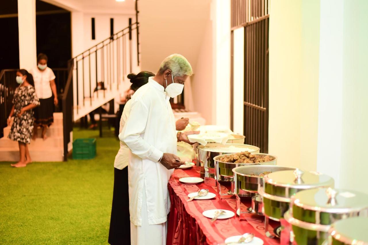 White House Hotel Kandy Gurudeniya Zewnętrze zdjęcie